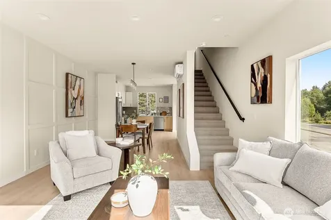 7622 NE Bothell Way Kenmore WA 98028