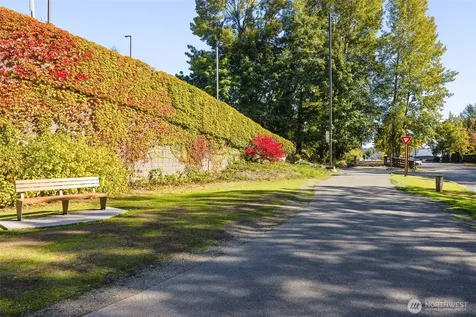 7622 NE Bothell Way Kenmore WA 98028