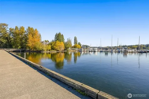 7622 NE Bothell Way Kenmore WA 98028
