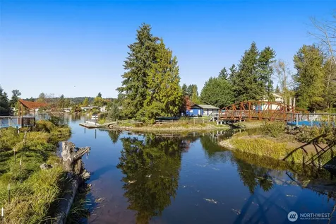 7622 NE Bothell Way Kenmore WA 98028