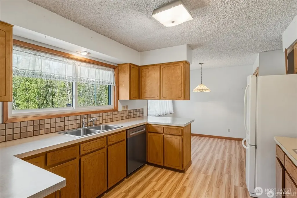 201 Inglewood Drive Longview WA 98632