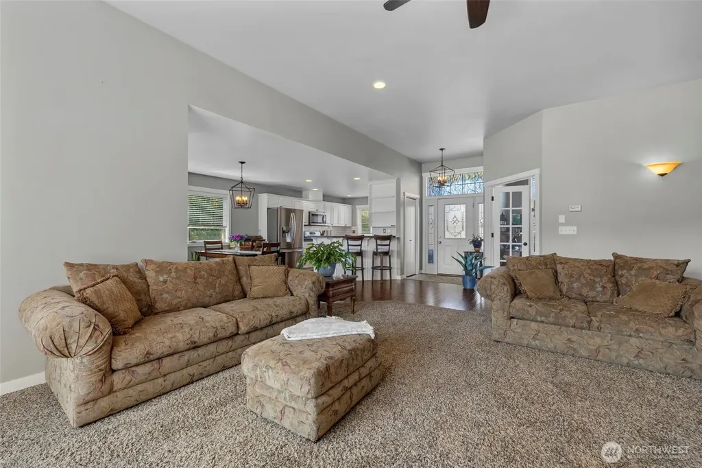 1936 Bridgeview Drive Lynden WA 98264