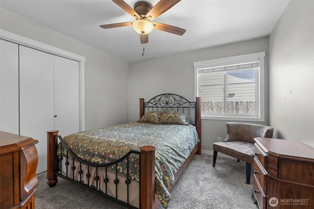 1936 Bridgeview Drive Lynden WA 98264