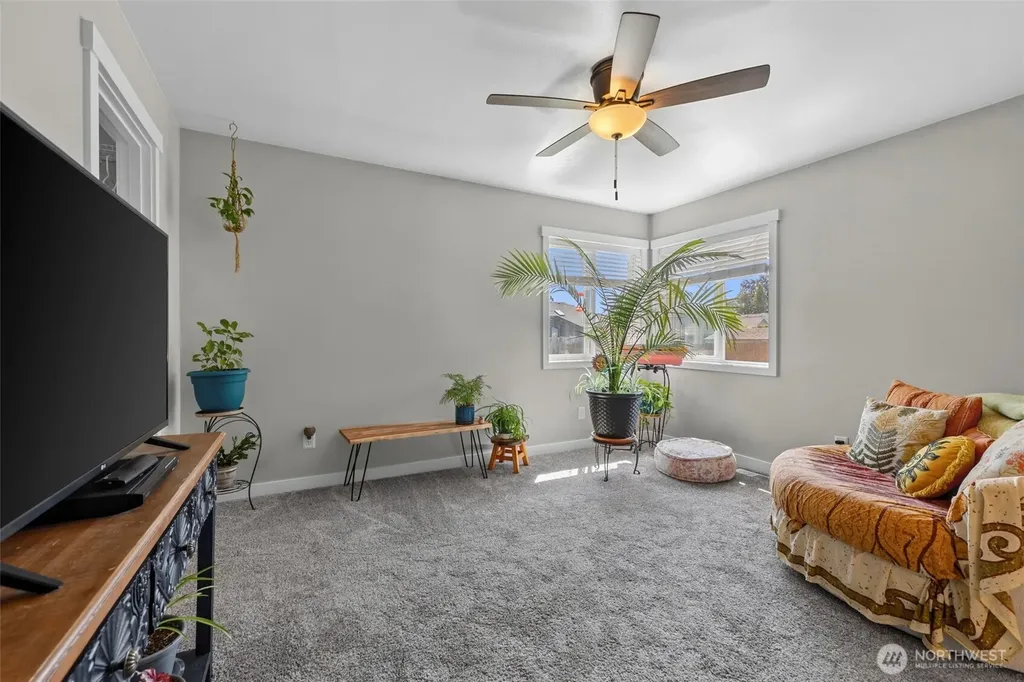 1936 Bridgeview Drive Lynden WA 98264
