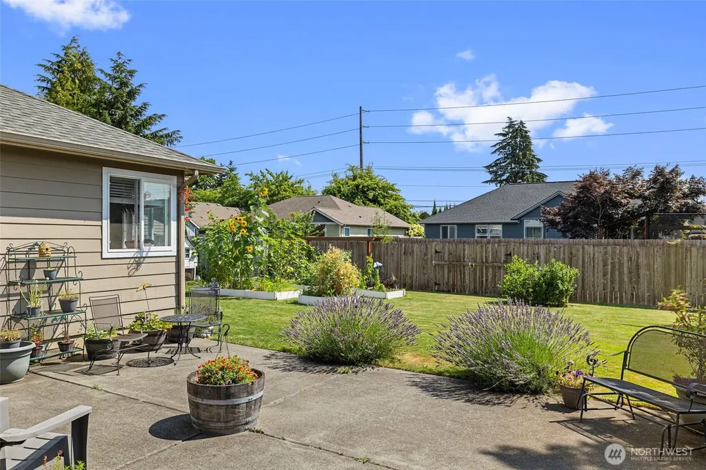 1936 Bridgeview Drive Lynden WA 98264