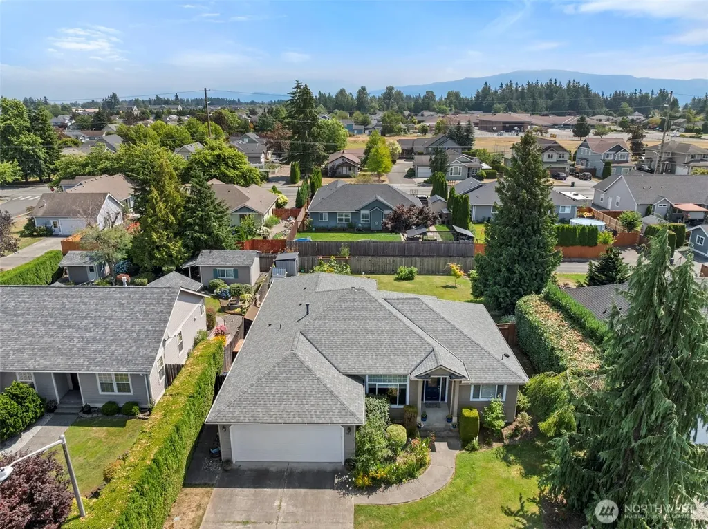 1936 Bridgeview Drive Lynden WA 98264