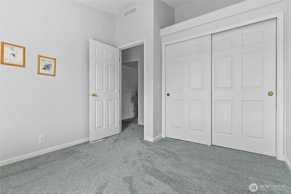 5221 Tudor Lane Ferndale WA 98248