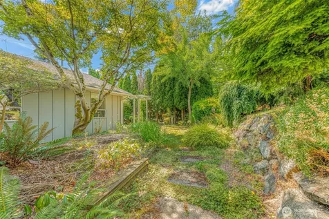 2504 NE 147th Street Shoreline WA 98155