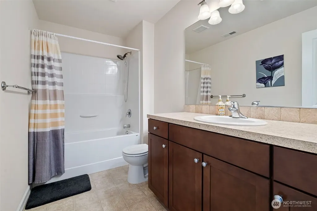 7916 155th Street Ct E Puyallup WA 98375