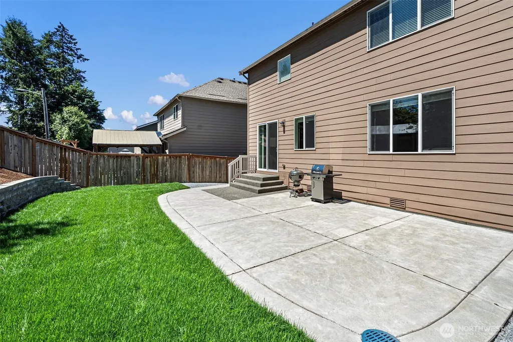 7916 155th Street Ct E Puyallup WA 98375