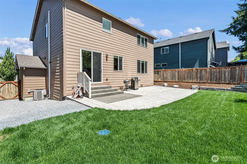 7916 155th Street Ct E Puyallup WA 98375