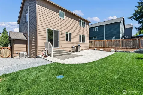 7916 155th Street Ct E Puyallup WA 98375
