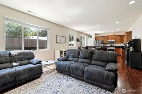 7916 155th Street Ct E Puyallup WA 98375