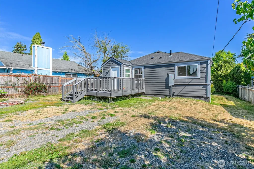516 S 57th Street Tacoma WA 98408