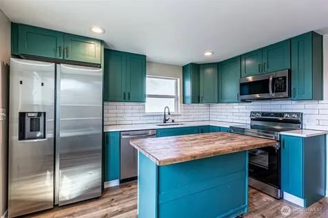 516 S 57th Street Tacoma WA 98408