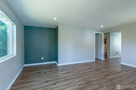 516 S 57th Street Tacoma WA 98408