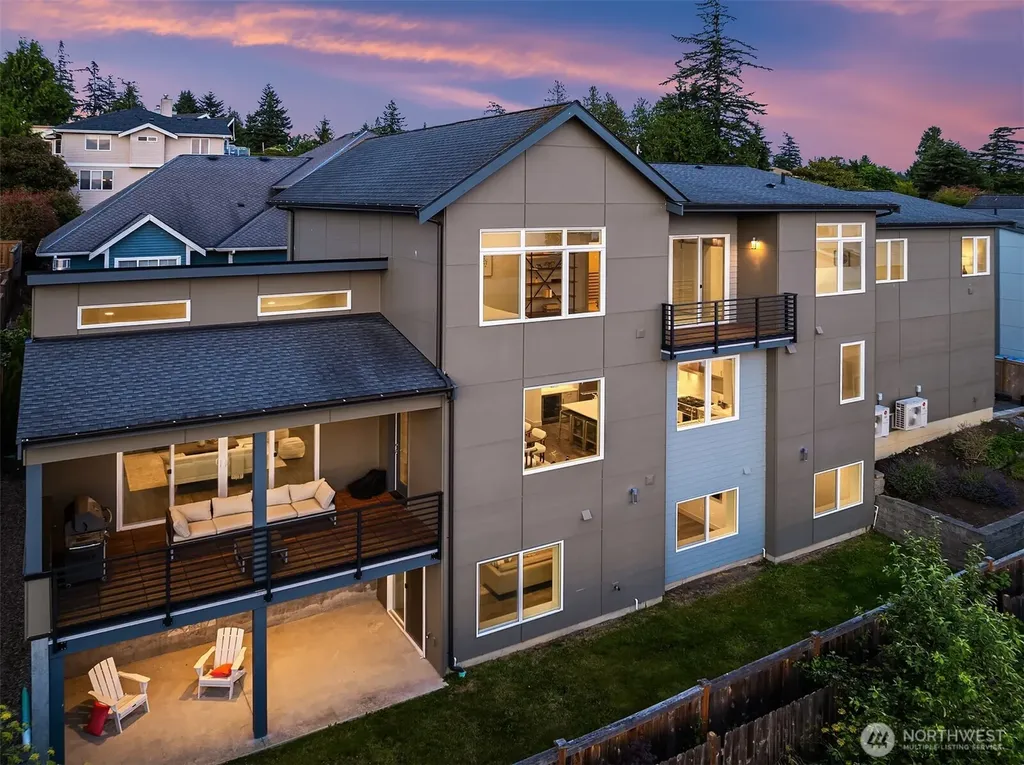 2144 NW 201st Street Shoreline WA 98177