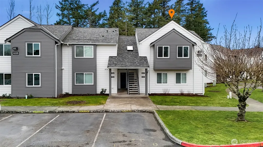 4225 Wintergreen Circle Bellingham WA 98226