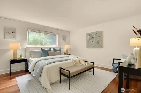 1717 5th Avenue N Seattle WA 98109