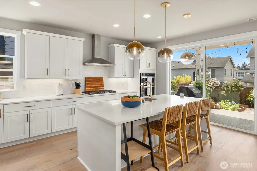 18821 Colwood Avenue NE Poulsbo WA 98370
