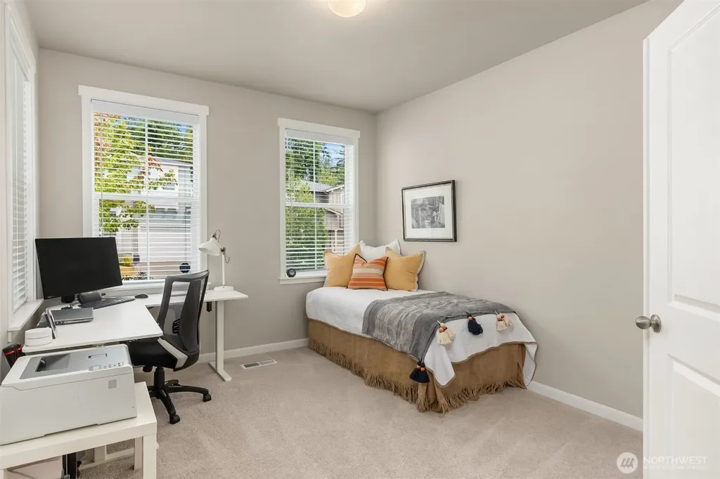 18821 Colwood Avenue NE Poulsbo WA 98370
