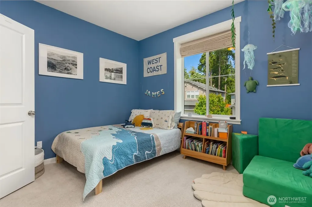 18821 Colwood Avenue NE Poulsbo WA 98370
