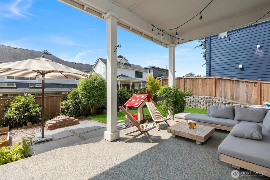 18821 Colwood Avenue NE Poulsbo WA 98370
