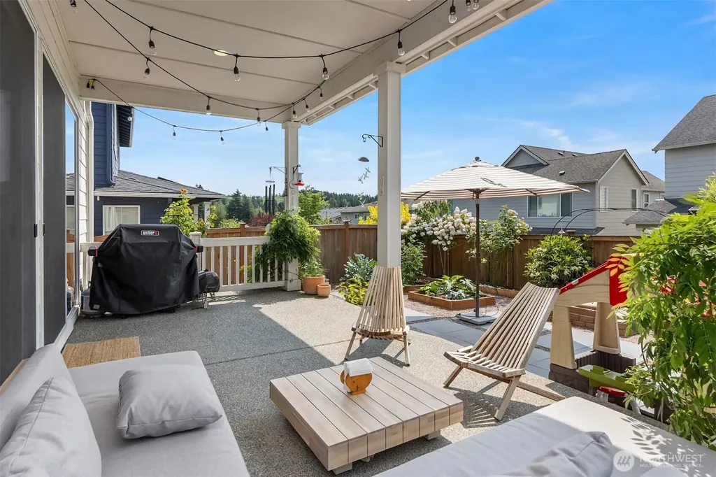 18821 Colwood Avenue NE Poulsbo WA 98370