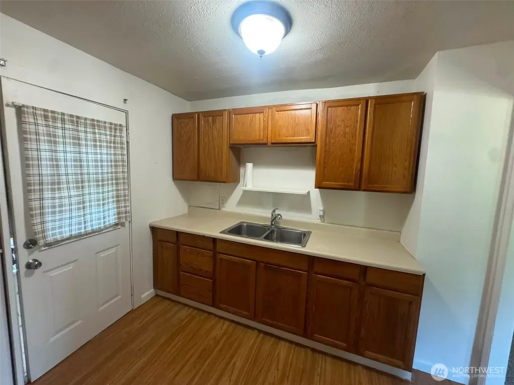 3915 Burwell Street Bremerton WA 98312