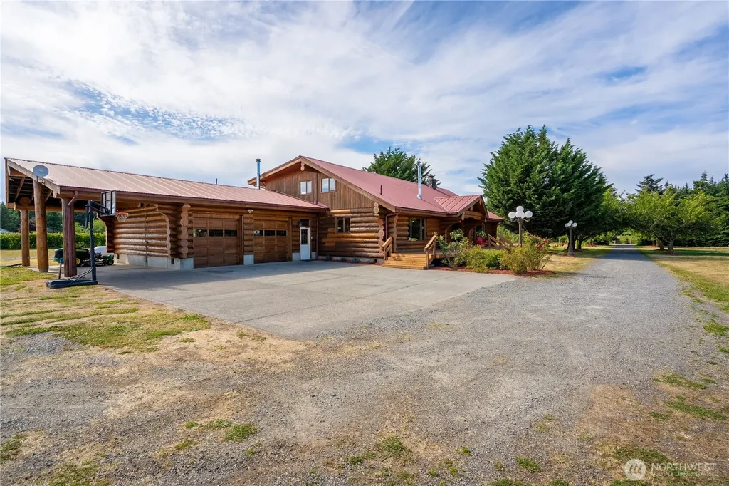 1231 Willeys Lake Road Ferndale WA 98248