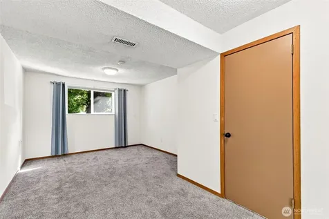15328 SE 179th Street Renton WA 98058