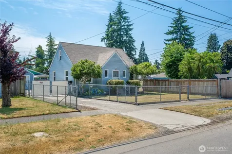 118 E 65th Street Tacoma WA 98404