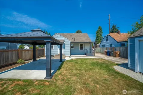 118 E 65th Street Tacoma WA 98404