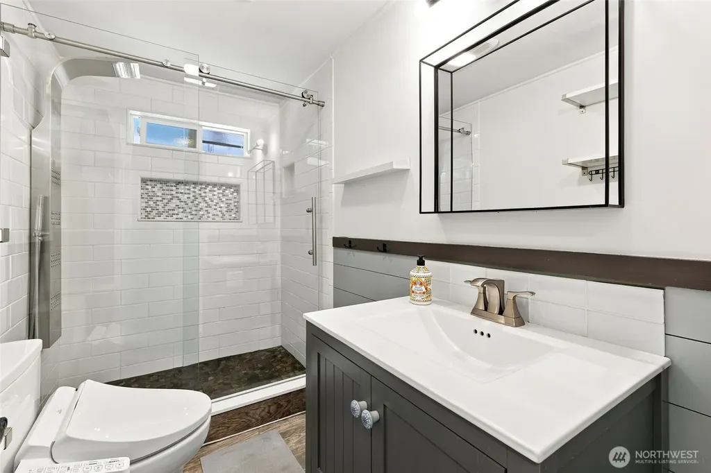 612 Park Avenue Mukilteo WA 98275