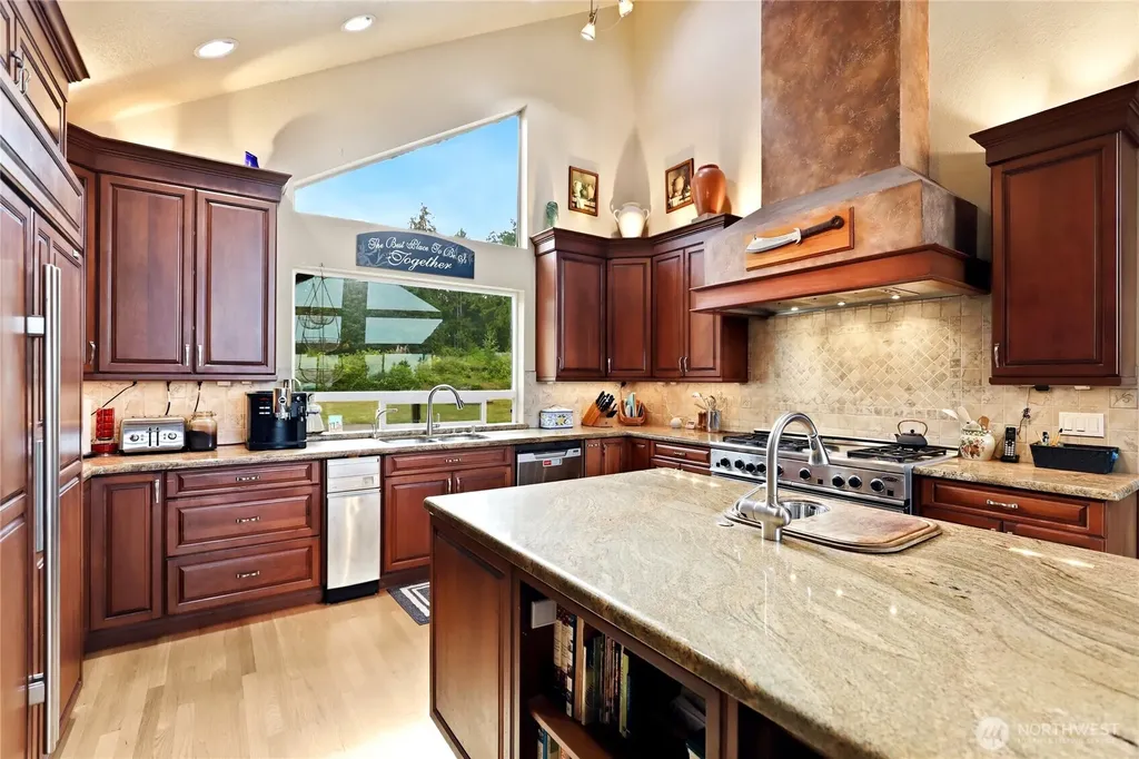 3188 Hinkley Road SE Port Orchard WA 98366
