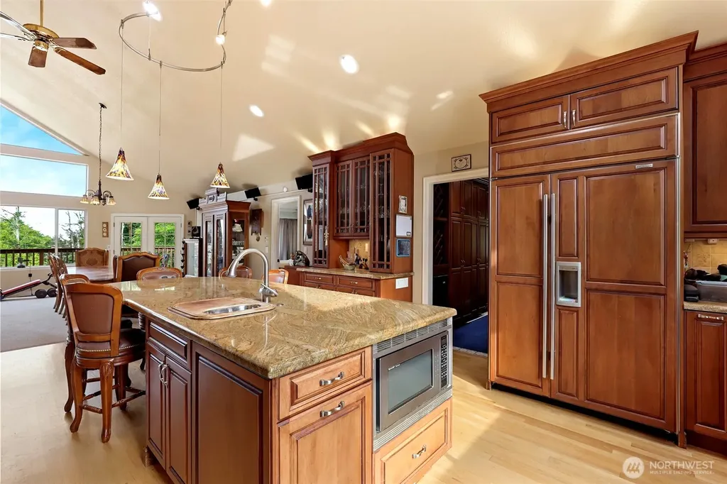 3188 Hinkley Road SE Port Orchard WA 98366