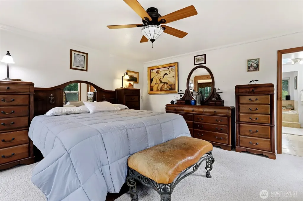 3188 Hinkley Road SE Port Orchard WA 98366