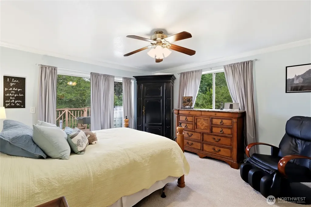 3188 Hinkley Road SE Port Orchard WA 98366