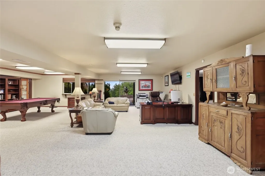 3188 Hinkley Road SE Port Orchard WA 98366