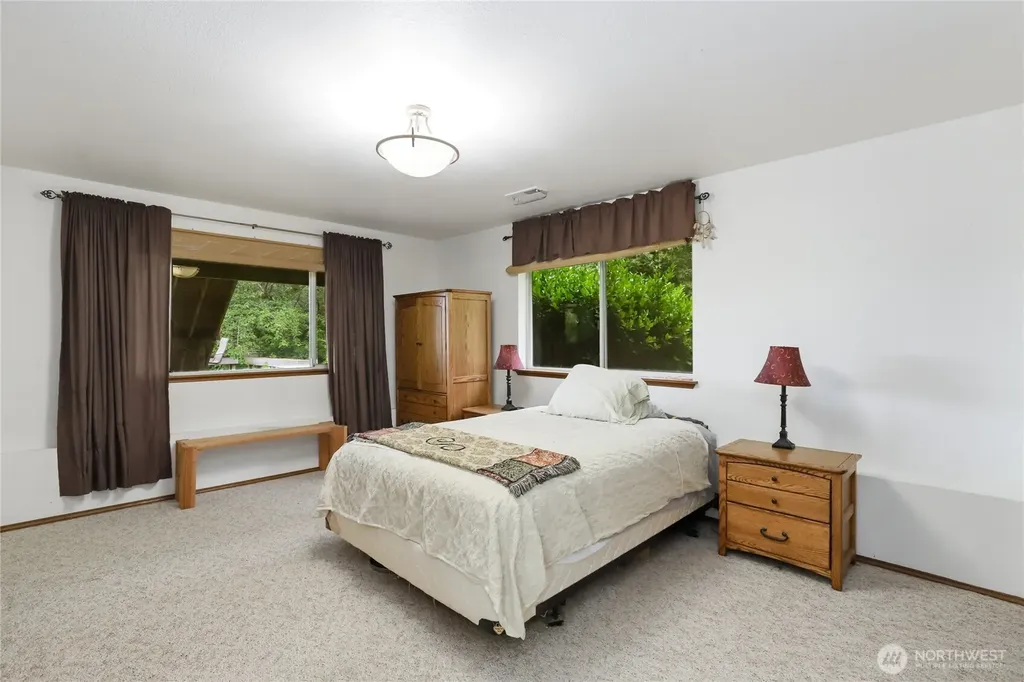 3188 Hinkley Road SE Port Orchard WA 98366