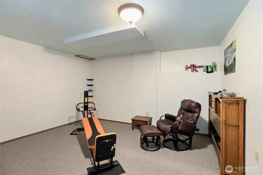 3188 Hinkley Road SE Port Orchard WA 98366