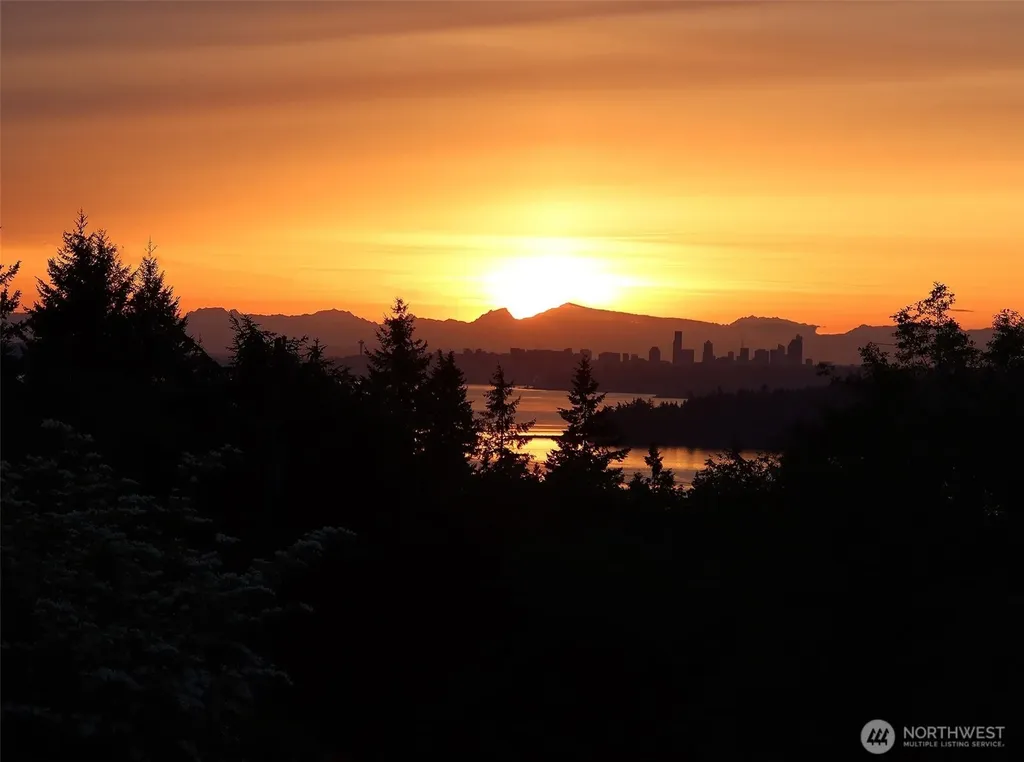 3188 Hinkley Road SE Port Orchard WA 98366
