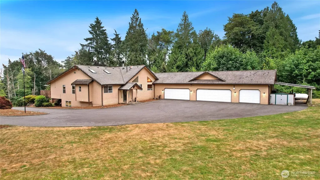 3188 Hinkley Road SE Port Orchard WA 98366