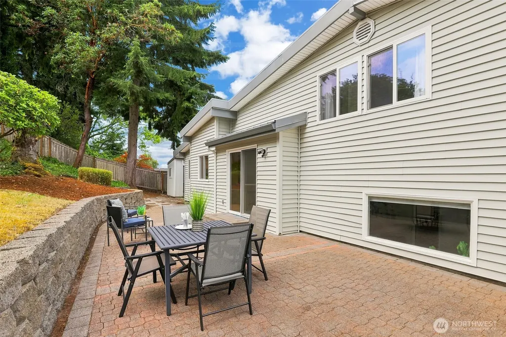 8502 41st Street W University Place WA 98466
