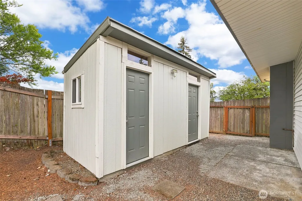 8502 41st Street W University Place WA 98466