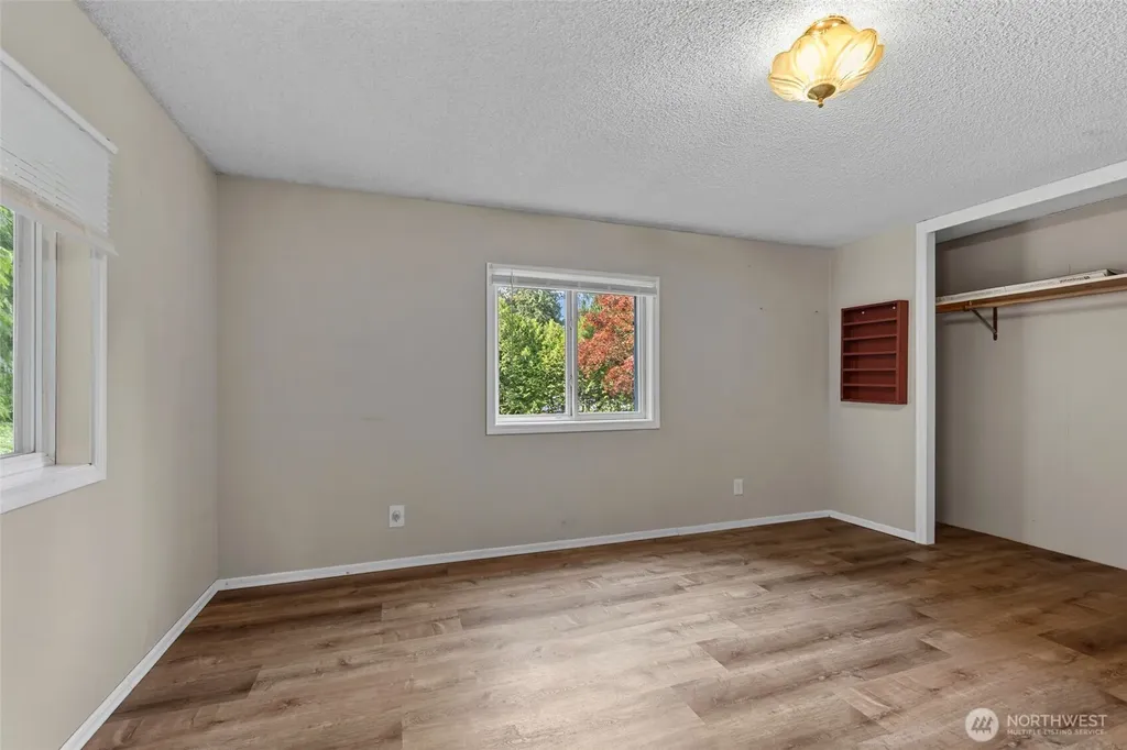 8014 181st Place NW Stanwood WA 98292