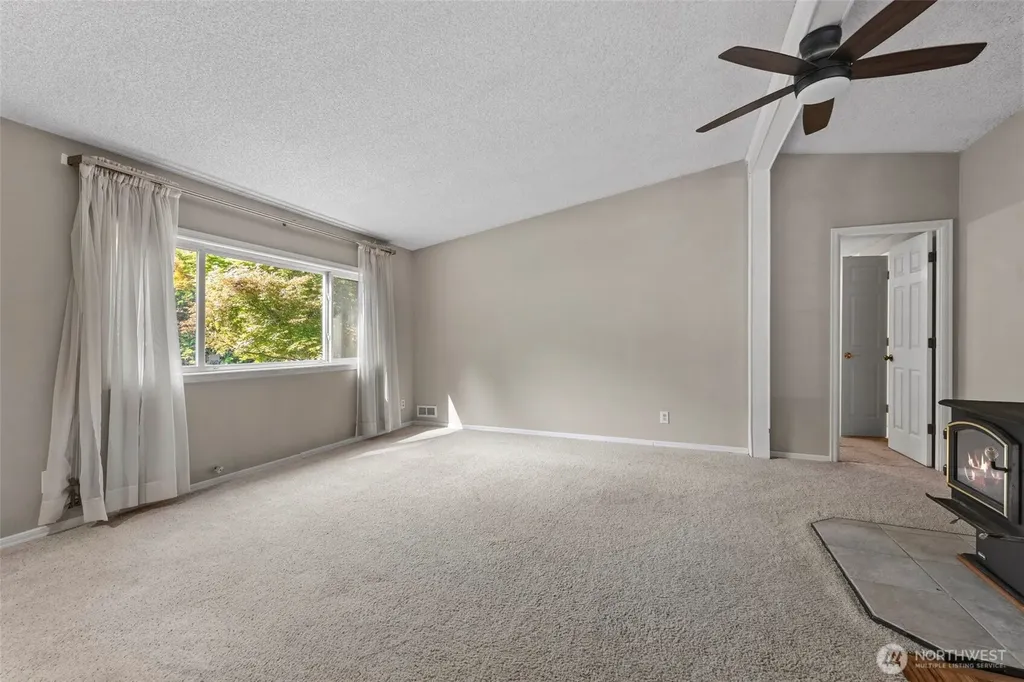 8014 181st Place NW Stanwood WA 98292