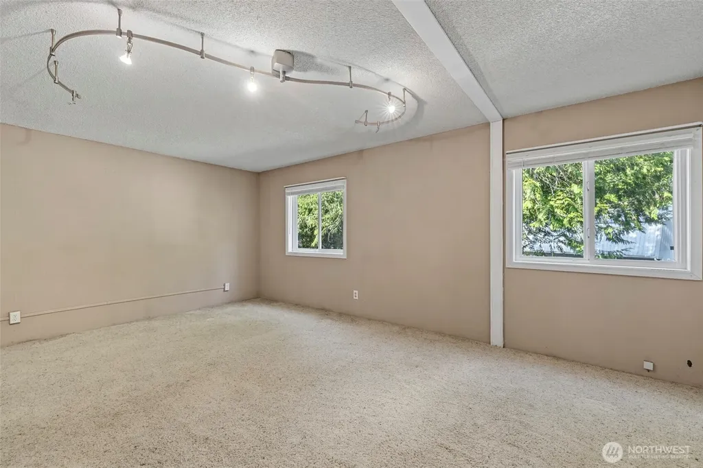 8014 181st Place NW Stanwood WA 98292