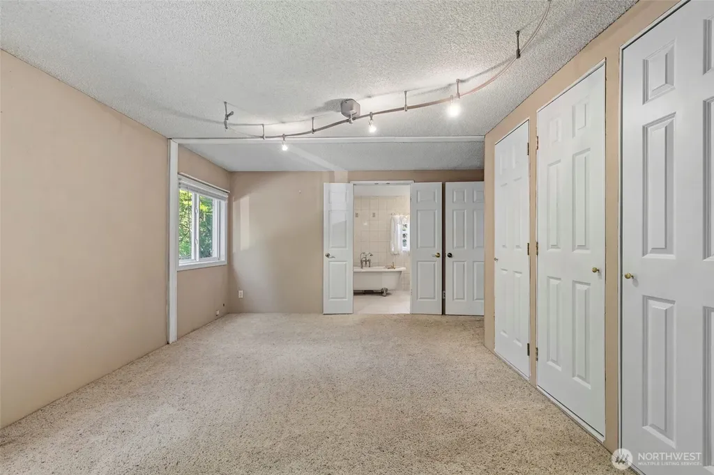 8014 181st Place NW Stanwood WA 98292