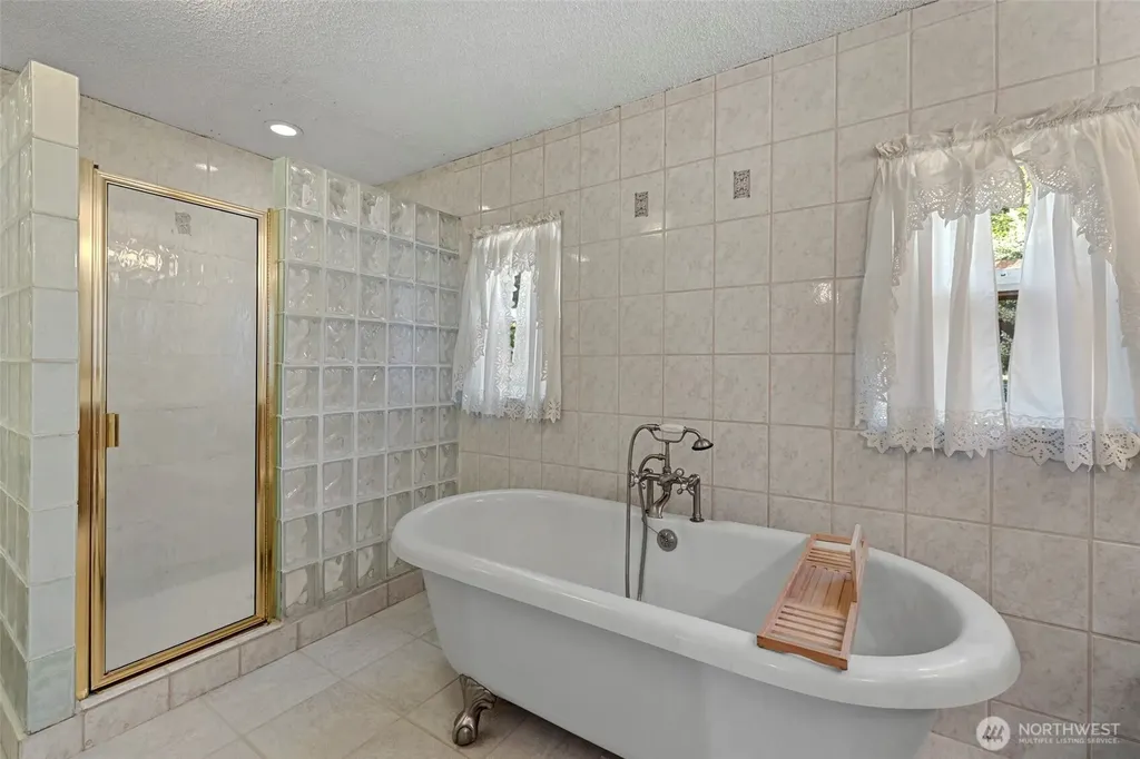 8014 181st Place NW Stanwood WA 98292